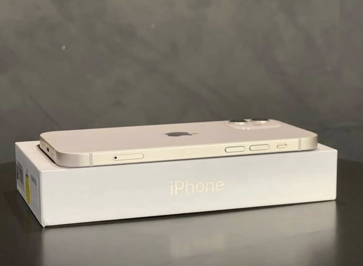 سلام عليكم آيفون 12 نضافه 100% جهاز ذاكره 64
بطاريه 82 بلاديه مبدل فقط شاشه اصليه  فيس إيدي شغال صوته عالي  السعر 295الف  .الرقم ***********
