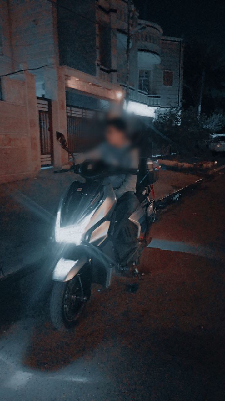 دراجه شحن بلدوزر او فضائيه مستعمله اقل من شهر مشتريها جديده بالجيس واوراقها موجوده و المكاتبه دراجه أخت الجديده بيها بس كم شخط بس مو بالقطع الاساسيه بالدرع و البلاستك و سعرها ٩٥٠ وبيها مجال مآخذها ب مليون و ١٠٠ بس حاليا احتاجيت وراح أبيعها دراجه بطارياتها ٦ مسطره ٣٩ و  البطاريه شرط عل فحص جديده و سرعتها الدراجه ٨٥ حقيقي شرط وبيها شلعه تخبل و تتحمل ٥٠٠ كيلو وزن و تمشيك ٧٠ كيلو حقيقي ميه بالميه و تبقى وياك عمر تفاصيل اكثر او صور اكثر خاص ✨👍


**إذا كنت صاحب هذا الإعلان وتريد حذفه لأي سبب، رجاءا أرسل رسالة إلى الدعم الفني**