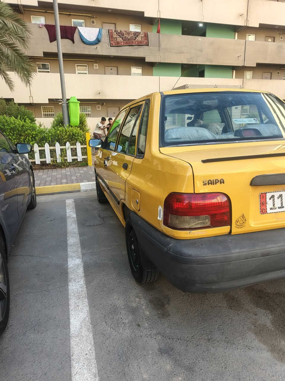 سلام عليكم سايبا 12 سياره مكينه حديث كير حديث صدر جديد تايرات جديده تبريد ثلاجه سياره جاهزه رقم دولي سياره خير من الله كامله ماتصرف عليه ربع مكاني بغداد رقم تليفون ***********
