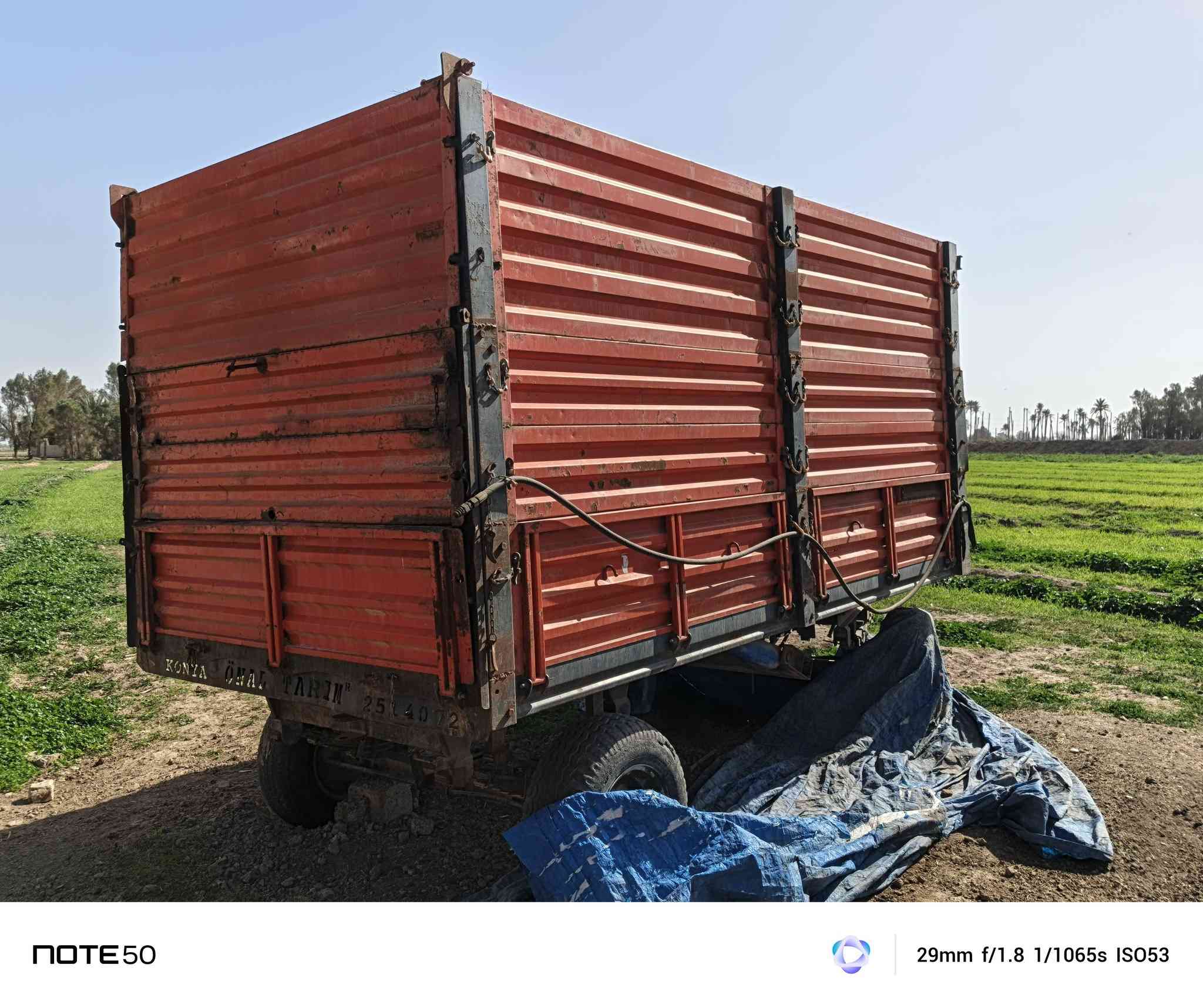 سلام وعليكم عربانه تركي للبيع عربانه بلادي مكفولة من لحيم وفطر المكان ديالى اتصال على لرقم ***********
