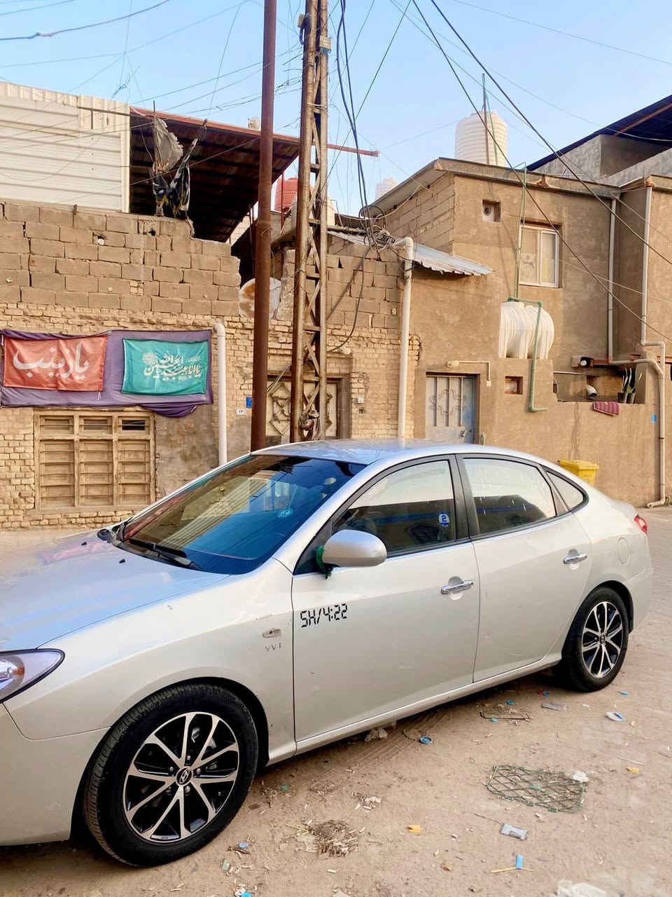 سلام عليكم شباب النتراالبيع أو مراوس ادوات ادوات صابونه مديل2008سياره جاهزه مكينه كيرتخم تاير حداده حلوه تبريد تدفه جاهزه شغل باجات كصه جنطه متومه طبق الاصل سعره 37وبيه مجال قليل ***********مكانه البصره
