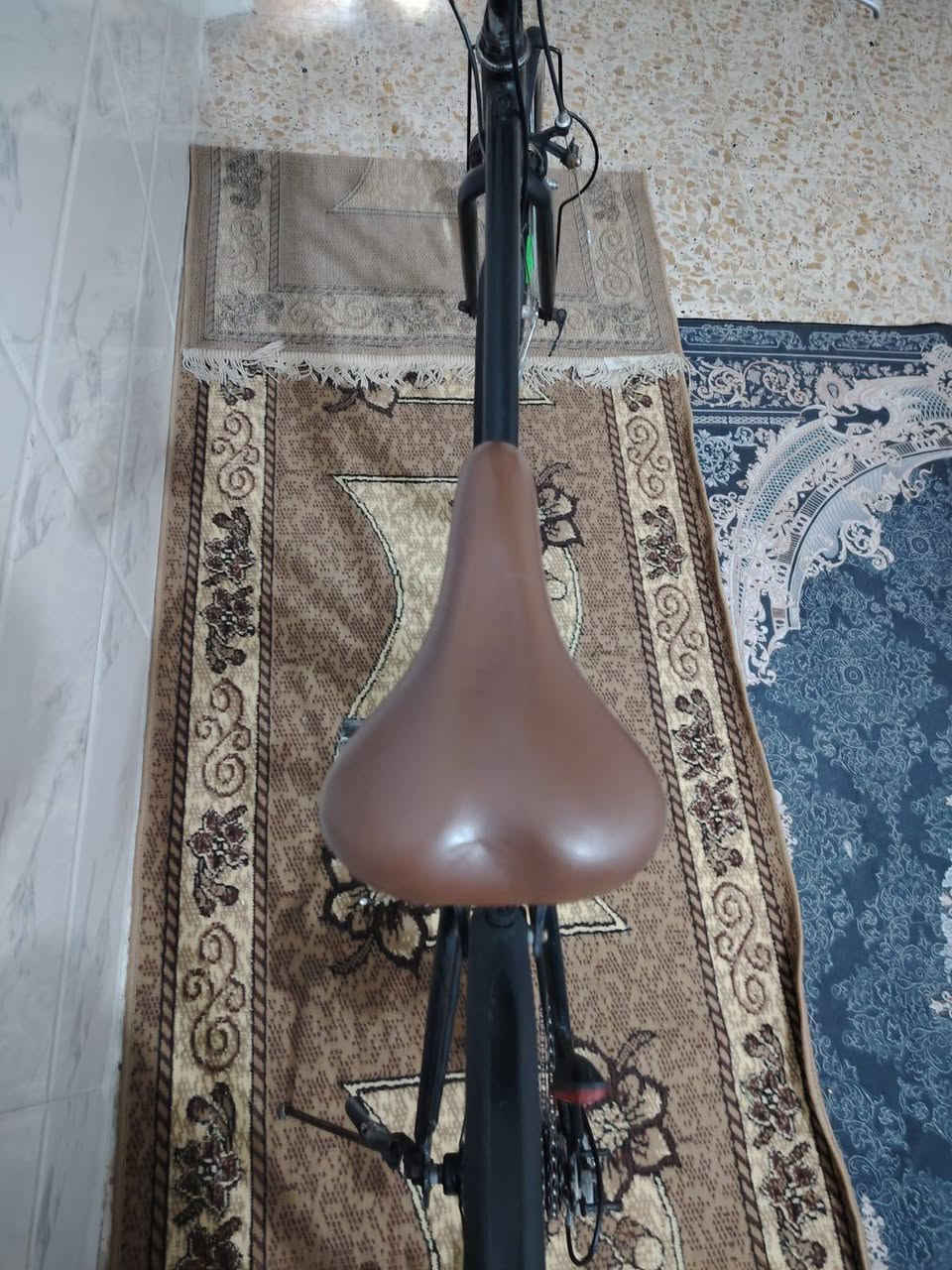 بايسكل للبيع ياباني باله مابي اي نقص  مختم من كل مكان البايسكل خفيف مال رحلات طويله وما يتعب بل سياقه                         المواصفات/ تايرات جديده                                                     سرج طبي اصلي لون جوزي                                                     الكير شيمانو يبدل 6 نمر                                                        وياله اصليات اني البايسكل مشتري 200 ما صارله هواي من اشتريته المكان بغداد الحسينيه الراشديه السعر 150 وبي مجال


**إذا كنت صاحب هذا الإعلان وتريد حذفه لأي سبب، رجاءا أرسل رسالة إلى الدعم الفني**