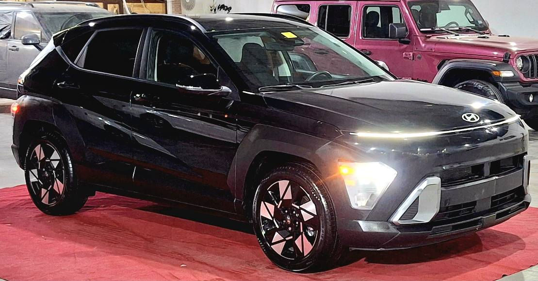 ســــلام عــــلیـکم 
هـونـداي كــونـة 2025 SEL شکل جدید 
سعر: 144 $ بیها مجال بسیط 💯
هذا رقم شانصي ⬇ [ KM8HB3AB7SU277444 ]
سیارە بیها قباغ جندة سبوغ 
شویة بولند بجم كولة بلادی شركة 
سیارة ماشیة[  6000 ]کیلو ما ماشی 
سیارە بدون نواقص جاهز ✔
مواسفات SEL ⬇
بـــسمە 
بــریک بسمە 
شاشە متواصلە 
شاشە الکترونی
کشنات هیتر 
ستیرن هیتر 
بوابە ئمامی 
لایت لید LED زینون بلادی 
بگلایت لید 
ویـل کـروم 
رادار ئـمامـی 
رادار خـلفی 
حـساسات
مـرایە ایشارا 
مرایە رادار 
داخل لونین 
سیارە بــدون رقم 
بــعد بیها هوای مواسفات 
عنوان اربیل داخل معارض 
*********** واتساب فایبر 
*********** کورک فقط أربيل, العراق
