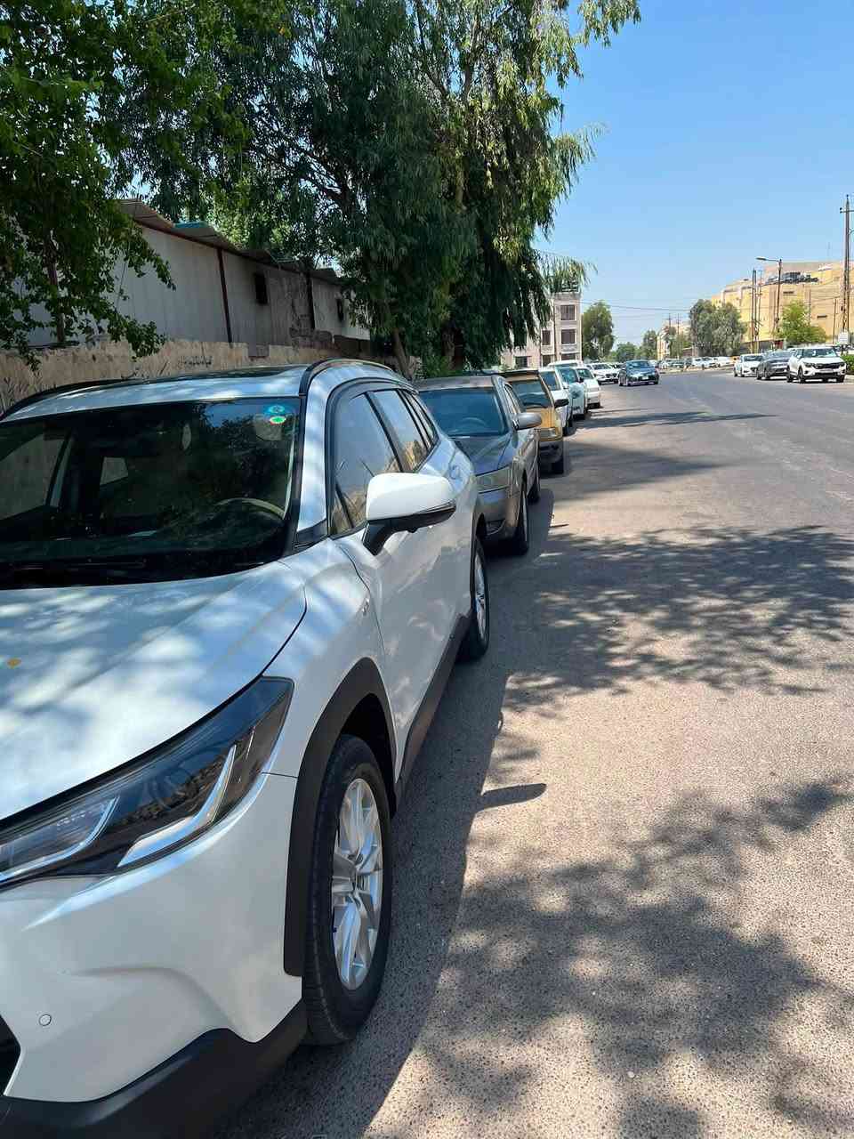 كورلا كروز 2024
ماشية 30 الف
المواصفات:
فول مواصفات واحد على واحد اعلى شي بلكروز 
راردارات 
جنطة كهرباء 
حساسات امامي خلفي 
كشن جلد 
كشن سائق كهرباء 
شاحن وايرليس 
قطعتين تبريد 
كروز سرعه 
فول تحكمات ستيرن 
فتحة سقف 
رقم بغداد باسمي 
السياره مكفوله من كلشي 
والسياره فول للاخير 
مكانها بغداد 
رقم الهاتف / ***********
السعر 170$
