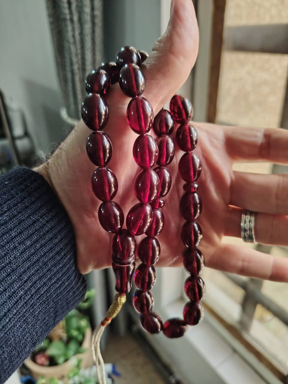 سندلوس باكستانيه وسطيه لون ماروني كركوشه خليجيه  حجمها ١٦ * ١٢  ملم  ((  سعرها ٢٥ الف عراقي مع التوصيل من الاخير ))  تواجد بغداد


**إذا كنت صاحب هذا الإعلان وتريد حذفه لأي سبب، رجاءا أرسل رسالة إلى الدعم الفني**