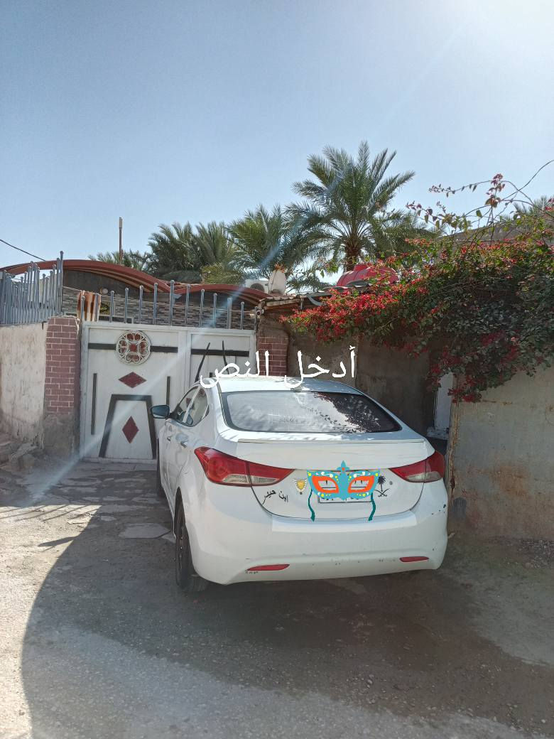 النترا موديل 11 بيه 3 قطع بدون دواخل سياره جاهزه ويل عادي قبل كم يوم شديته ترهم بيع  ومراوس حسب القناعه السعر 90 وبيه مجال اتصل ***********
