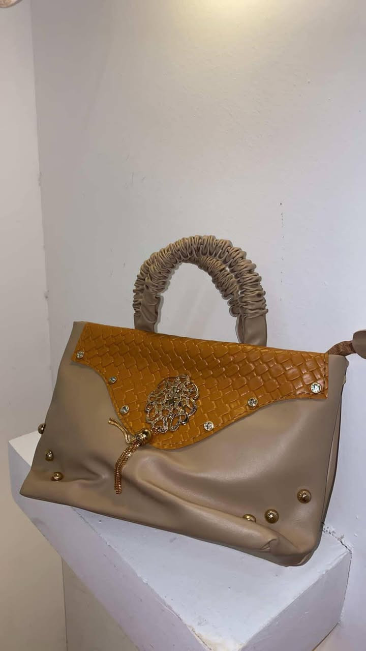 القطعه ب٣ الف فقط جديد تصفية محل


**إذا كنت صاحب هذا الإعلان وتريد حذفه لأي سبب، رجاءا أرسل رسالة إلى الدعم الفني**