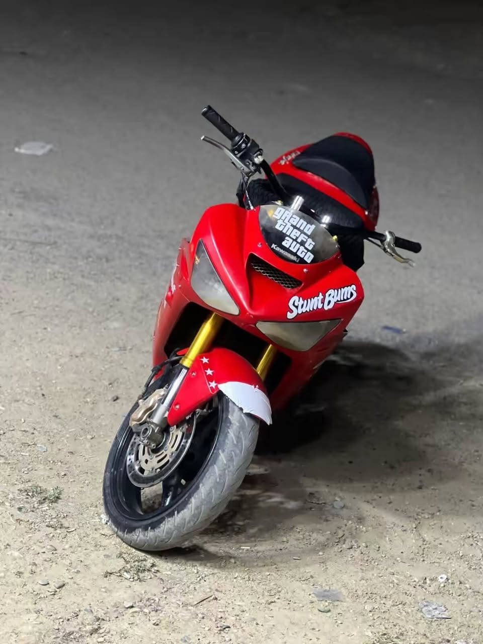 السلام عليكم كاوسكي ٢٠٠٤ كايمه أبيعلك كوم حديد السعر ٩ أوراق وبيه مجال قليل مكاني صلاح الدين تكريت مامتوجد عل فيس خابرني عل رقم وتدلل ***********
