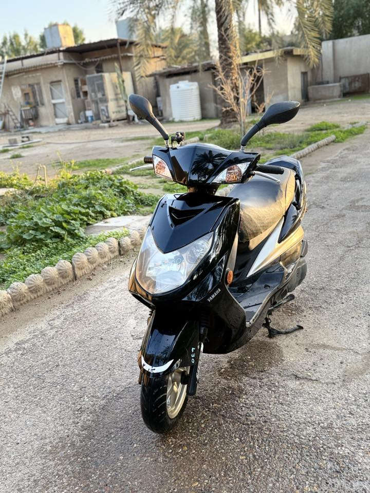 🔶سكنس فحل نوزل خطين نظافه شوفت عينك
🔶 مشيها قليل ماشيه 15،372
🔶بيها 3نسخ مفاتيح
 🔶مكينه بلاد شرط الفحص
🔶 كهربائياتها كلها شغاله  وتدفئة يدات 
🔶سلف نكره ، هندر ماكو 
🔶ضررها الوحيد الكسر الي بل صفاح موضح بل صوره كسر عادي مو يم كلشي بس فقط الصفحه مكسوره ما مضرر بيها شي
🔶العنوآن الكاظمية 
🔶السعر: 8ورقات ونص وبيها مجال للشراي 
🔶: الرقم:***********
