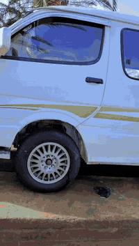 سلام عليكم فتون للبيع سياره نضيفه حلوه ومصفره هيه وغرامات السنت 2035سعره 60وبيه مجال وبيك خير وتدلل ***********
