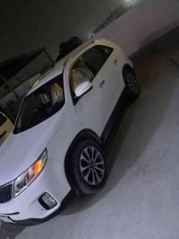 سورنتو موديل 2014 مكفوله كفاله عامه كير ومحرك ما مفتوح وضع الشركه 6 سل...