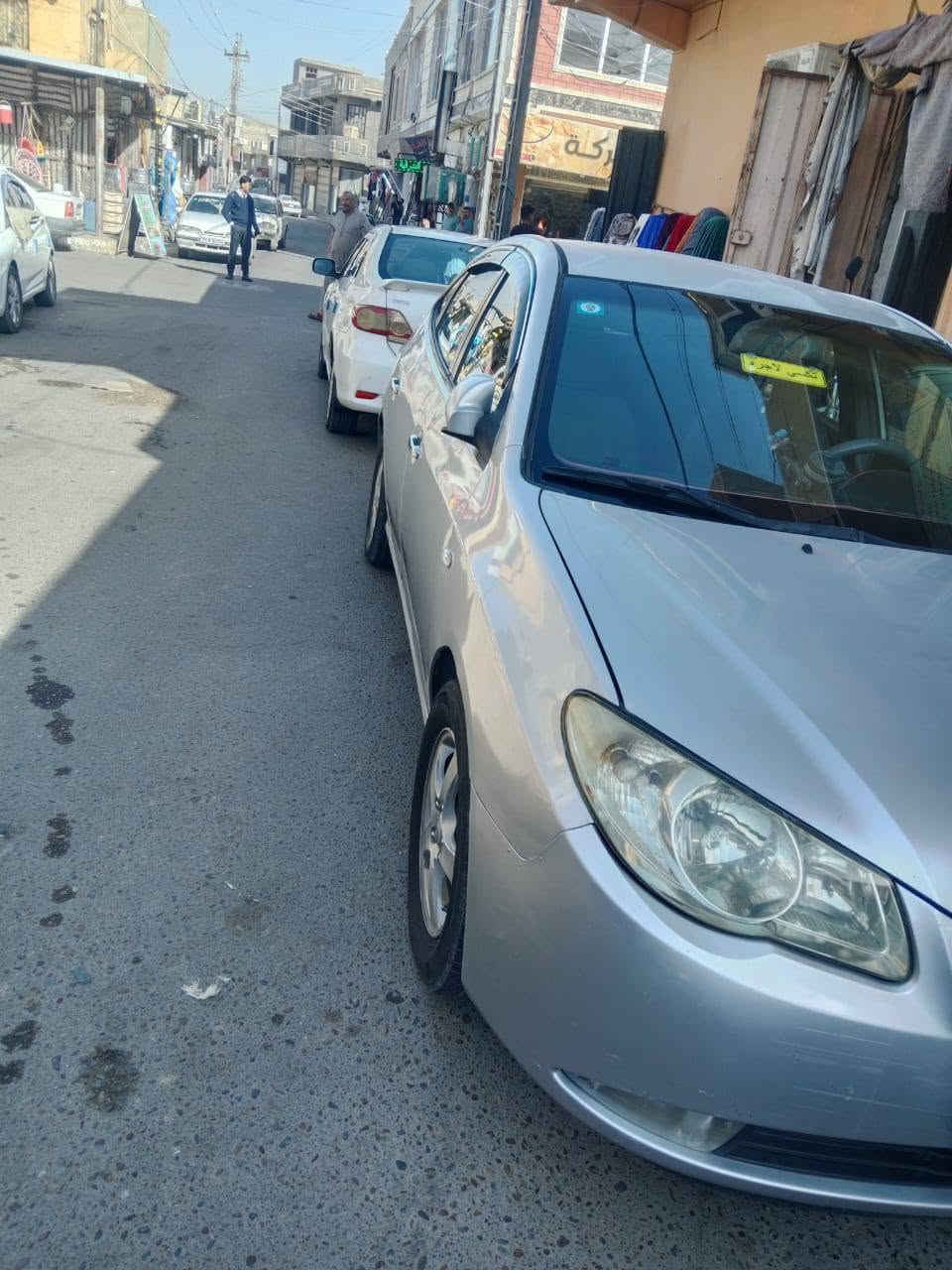 افنتي 2007 بسمي سياره بلاديه بيه طخه بين بابين وشبر جوه قبق بانزين  رقم بغداد تبريد ثلج محرك كير خير من الله  سياره ما مصبوغه بس بيه جراد  عارضه 80 وبيه مجال شي بصيط تفاصيل اكثر اتصال وتدالل ***********
