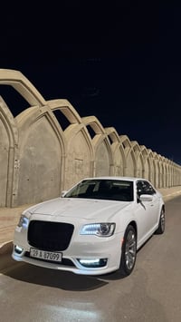 كرايسلر ٣٠٠ تورنگ • ٢٠١٨ • رقم كربلاء