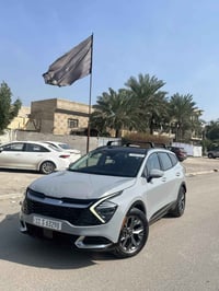 سبورتج 2024 فول موصفات sx  لون سمنتي بدون صبغ السياره حادثها بنيد فقط ...