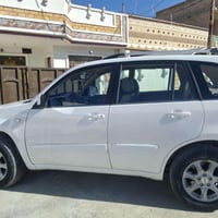 سيارة شيري تيجو لونها أبيض للبيع، بحالة جيدة ومستخدمة قليلة. السيارة ج...