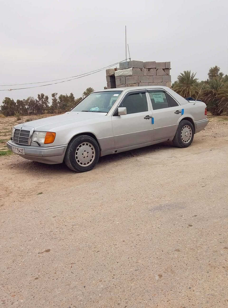 مرسدس دب موديل 88
مكينه بطه 2ونص كفاله مكينه وكير 
كهرباء كلهه شغاله دشبول اناره داخل 
منضومت زنون ابيض ثلجي
ساستم صوت مضخم صوت
شاشاه  تاب غرفه جديده 
جام امامي كهرباء وره جوبي تخم تاير جديد سياره جاهزاء من كلشي 
نقص بس تبريد سعر 53
بيها مجال.  العنوان المقداديه شهربان


**إذا كنت صاحب هذا الإعلان وتريد حذفه لأي سبب، رجاءا أرسل رسالة إلى الدعم الفني**