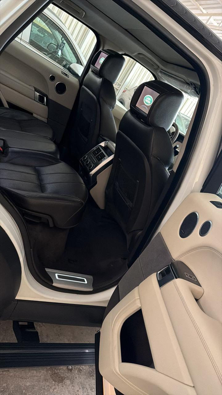 رانج روفر فوك موديل 2014  وكاله سردار
ابيع بدون رقم مراوس ب تاهو او لانكدروز 

السياره مكفولة كفالة عامة من كلشي اي ضرر بلبدي فقط مفتوحه المكينه 

فوول مواصفات sport

محرك  8 سلندر

السياره ماشية 130  
 

السعر  30  الف دولار  

للاستفسار الاتصال ***********
