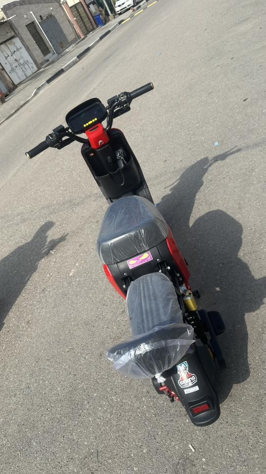 سلام عليكم
دراجه R9 2026
دراجه مستعمله 
ماشيه ٦ الف 
٣٢ أمبير بطاريات 
ما ناقصها شي 
سعر ٤٢٥ الف 
***********
