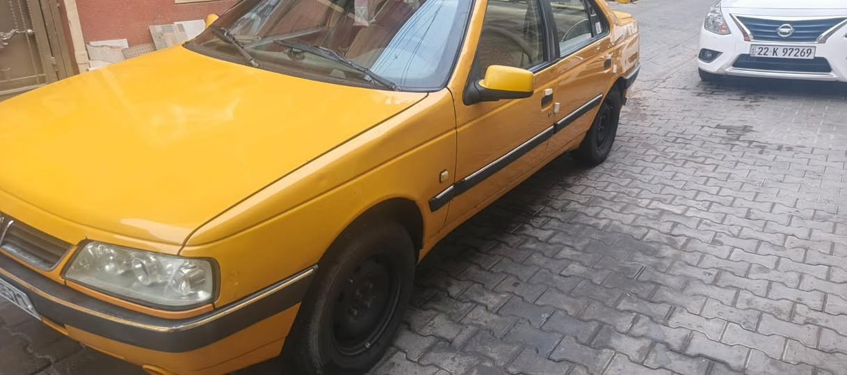 بيجو اكد مودي2015سياره جاهزه وكامله وخير من الله مناقصهه شي  كير ومحرك كفاله تبريد ثلج  مصفره هيئه وغرامات بأسمي تحويل مباشر السعر 45 وبي مجال كلش قليل عنواني بغداد حي القاهره للاستفسار ***********
