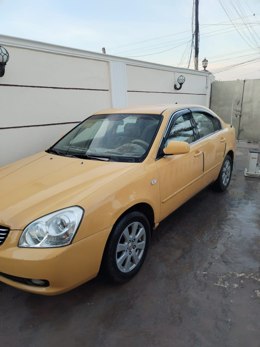 للبيع أوبتما مديل 2006خليجي سياره صبغ عام بدون ضربه وبدون معجون مجرد صبغ فقط مكينه 2400 دوش مكينه كير مكفولات لا فتح ولا ايشي شواصي كفاله صدر امامي خلفي جديد تخم تاير جديد سياره برغي مبيها نقص كامله مكمله كبل لشارع 
سياره جديده كلشي بيها شركه رقم بغداد ب اسمي تحويل ثاني يوم سعر خاص او اتصل ع رقم والرد سريع متواجد واتساب *********** مكان السياره بغداد
