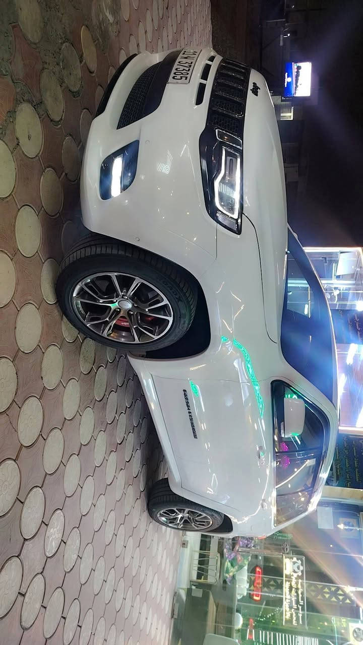 من رخصت الادمن
جيب خليجي ✌
_ موديل ٢٠١٩  👉
_ كفاله عامه كل النواحي 
_ نوع السياره إس آرتي 
_ حجم المكينه ٦٤٠٠ 
_داخل مشمشي ابلادي
_ كشنات تادفيه + تبريد + حظن 
_ السياره مال جناي 
_ تخم تاير جديد 
_ صدر امامي خلفي كله جديد 
_ مكينه كير كفاله عامه
_ والسياره نضافتها ١٠٠ ع ١٠٠ 
_ لكزوز ابلادي صوته 
_ رقم بغداد بسمي 
_ الشراي يتصل مو مال مراسله يطيب 
مكان🚩 السياره فلوجه 
سعرها  ٢٩٥ أو بيها مجال 
***********
