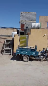 مشتمل • ١٠٠م • الحكيم