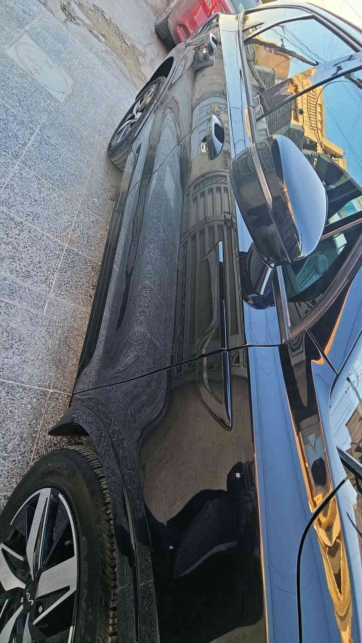 السلام وعليكم
سورنتو  ٢٠٢٣ وارد امريكي ex 
حادثه جاملغ وباب بيهه صبغ جاملغ وبارد بالباب الامامي وشوية من الباب الخلفي صور الحادث بالمنشور  الشواصي واللغود مكفولة
***********
رقم بغداد 
مكان سياره بغداد السيدية
السعر // ٢٥٠

المواصفات 
بصمه + بصمه ابواب 
تشغيل عن بعد 
محرك ٢٥٠٠ تيربو
7 راكب منفصل vip
سايد بريك بصمه 
جنطه كهرباء 
كشنات كهرباء 
رادارات ٣٦٠
حساسات خلفية
اوتو هولد
