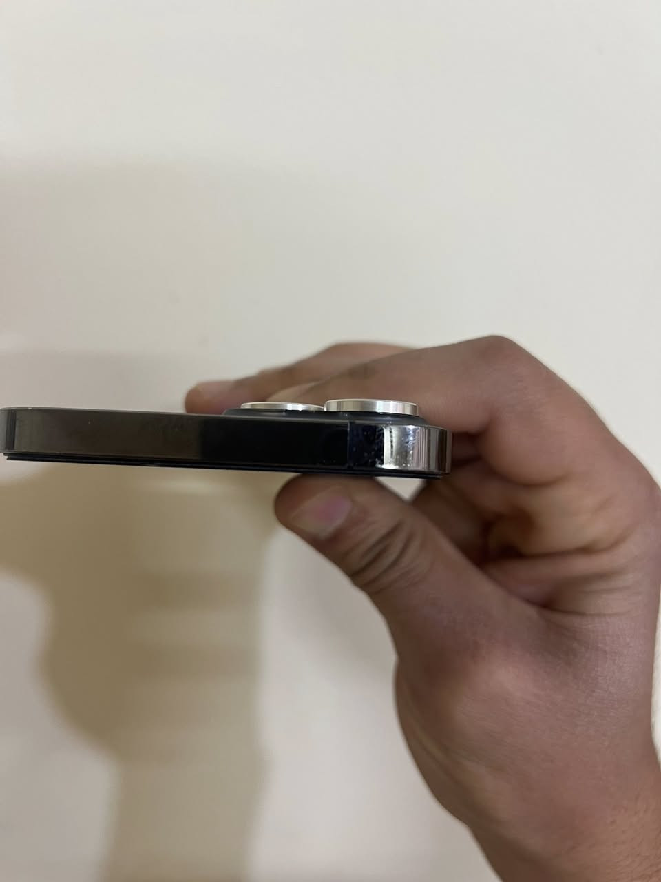 السلام عليكم ايفون 13 برو ماكس شرق اوسط ذاكره ١٢٨
نضافه فول  بطاريه ٩٣ مرفوعه بدو صرف  للاستفسار ***********
