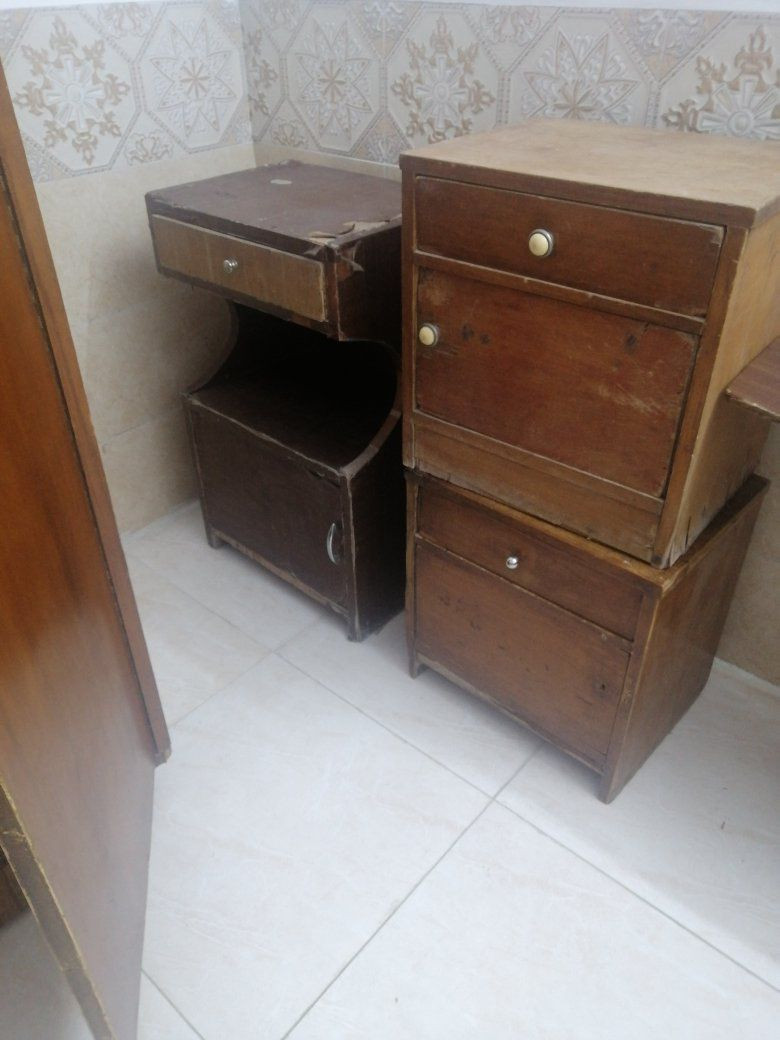 أثاث بيت مستعملة  للبيع كلهن ب 300 الف مستعجل على البيع
الاتصال على الرقم ***********
