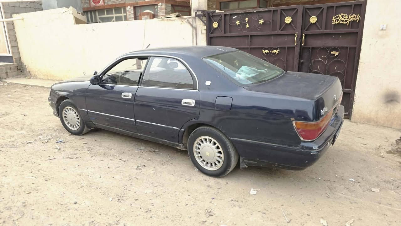 سلام عليكم  تيوتا بطه منفصل سياره رقم بغداد دولي  موديل 1992 كفاله  عامه من نقل وجثه وكصه  جاهزه من كلشي سياره كلش حلو نفس لبصوره كير مكينه مكفول من كلشي صبغ حزام  بدون ضربه سياره خير من الله مكان السياره صلاح الدين قضاء الدجيل  مكلف بل منشور وهاذه رقم صاحبه ***********
