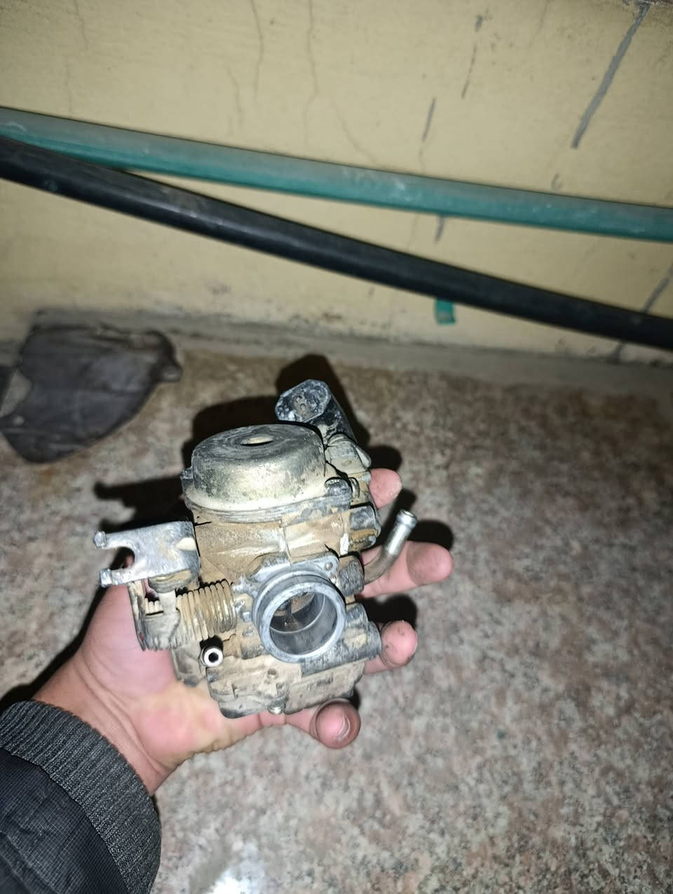 سلام عليكم
كابريتر قفاز اكبر شي 
حجم ٣١
سعره
٣٠
وكابريتر ماكس بلاديه بلاديه 
١٥ الف. قفل


**إذا كنت صاحب هذا الإعلان وتريد حذفه لأي سبب، رجاءا أرسل رسالة إلى الدعم الفني**