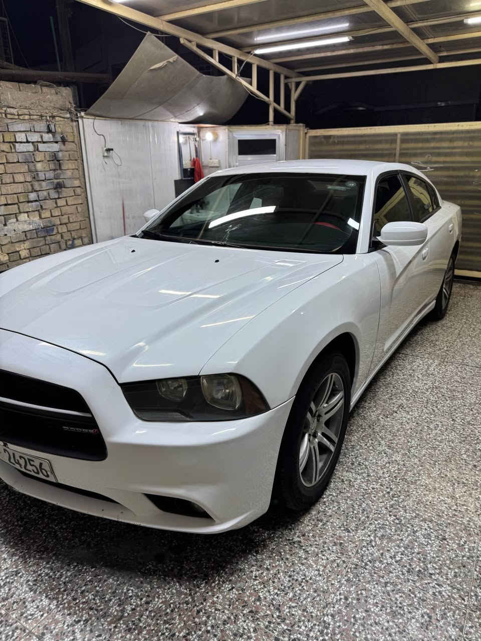 السلام عليكم
جارجر للبيع 2014
مكينه 3.6
رقم اربيل الجديد 
بصمه تشغيل عن بعد
شاشه جبيره
منظومه تبريد جديده
كير طياره
السياره كير ومكينه واكسل وحداديه كله جديده 
السياره بجم لغد شاصي كفاله بس مبدل بيه جاملغ خلفي ومصبوغه عام 
مكان السياره بغداد العبيدي
السعر 125 وبيه مجال
*********** بغداد, العراق
