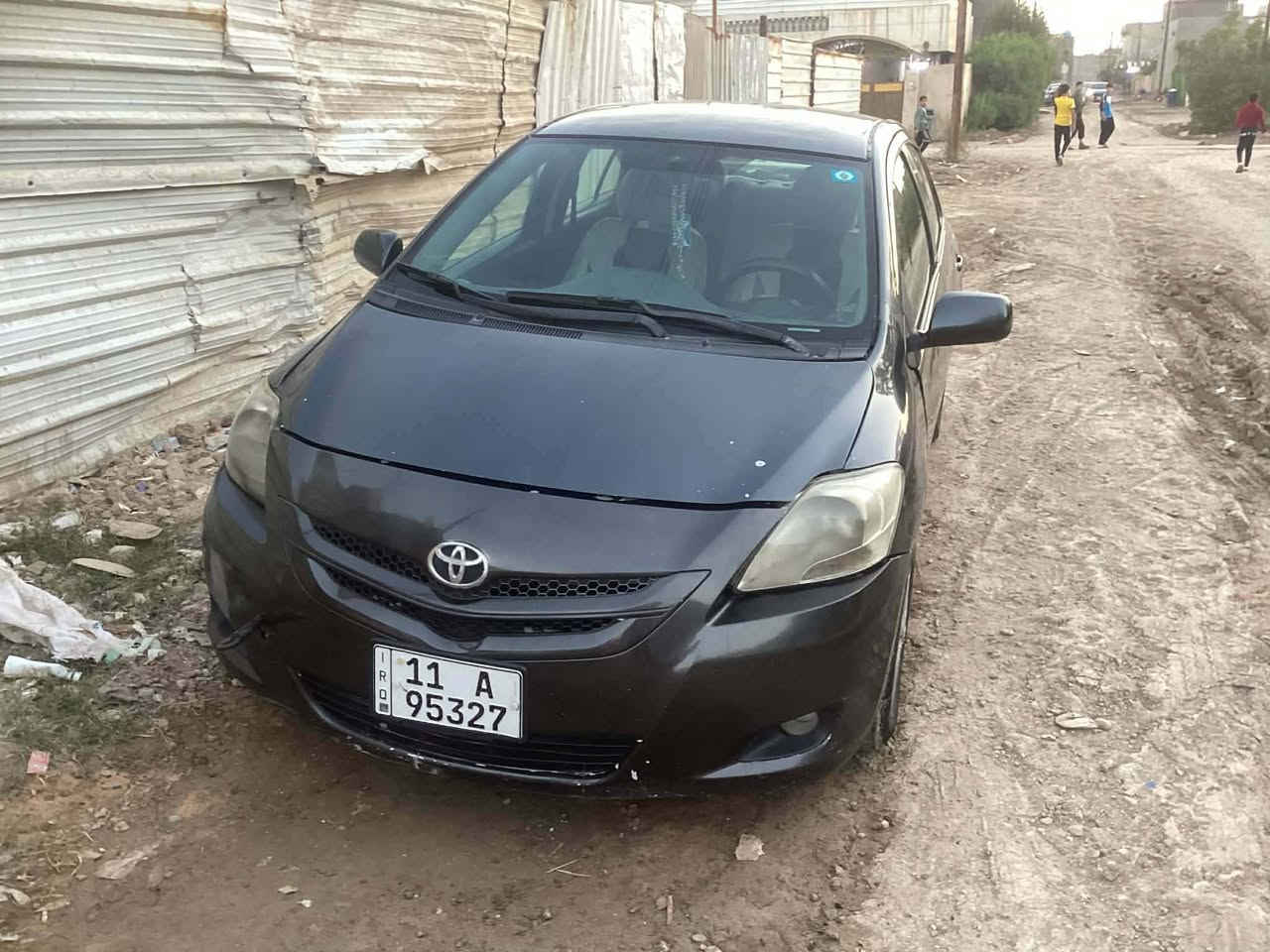 يارس موديل 2007 للبيع  التفاصيل مكينه كير شرط تاير زوح امامي لايت ابيض ثلجي حداديه جيد باتري جديد في بم جديد بانزين فقط محسن اديرلها لون اسود غير محدد دوشمه جديده كامره شاشه داخل نضيف حيل ضربتها جاملغ خلفي لغد حوض شاصي كفاله بيها صبغ للجماليه فقط بليته ودواخل وقماره وجنطه مابيهن قطره وللستفسار الاتصال على رقم،***********   مكاني بغداد الكرخ ابو غريب السعر 72 وبيها مجال
