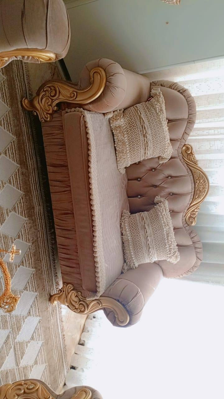 السلام عليكم تخم للبيع نضيف السعر 600وبي مجال بسيط العنوان بعقوبه الرحمه والرقم ***********
