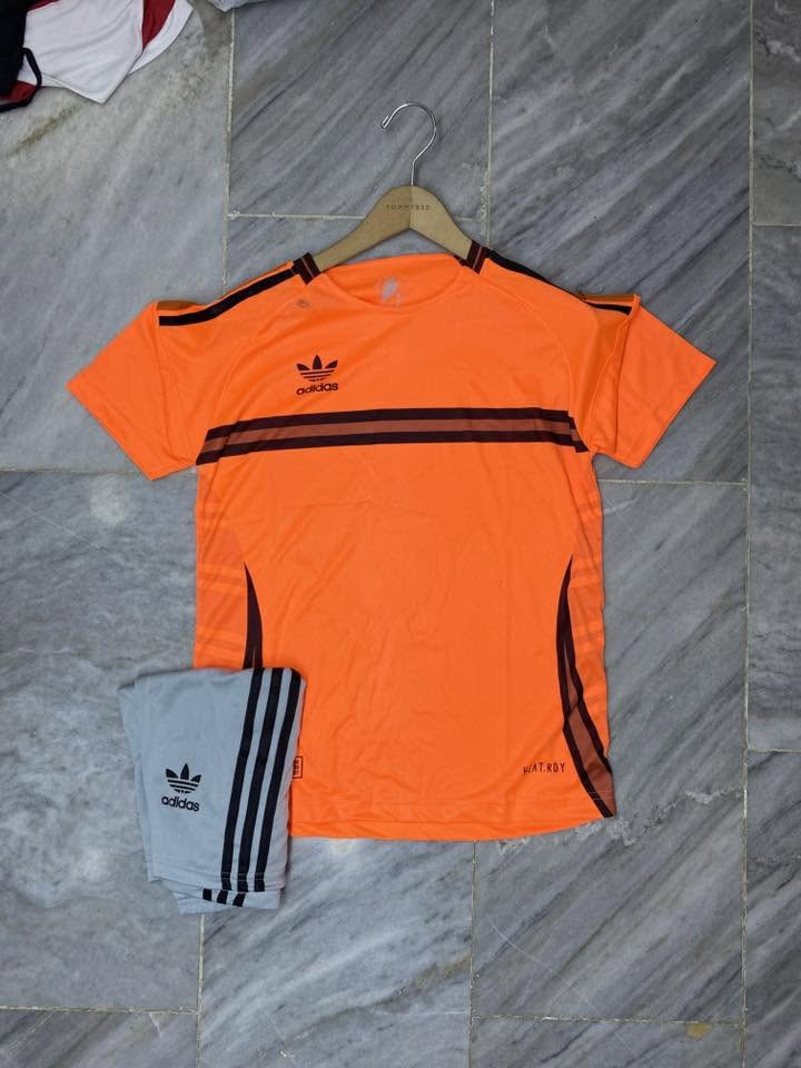 سلام عليكم شباب قطع فرديه سعر القطعه 5 الاف بدون طباعه ومتوفر طباعه حسب الطلب
باقي من كل مديل قطعه او قطعتين سعر القطعه ب ٥ الاف بدون طباعه للحجز والاستفسار مراسله الصفحه او مراسله واتساب ***********
