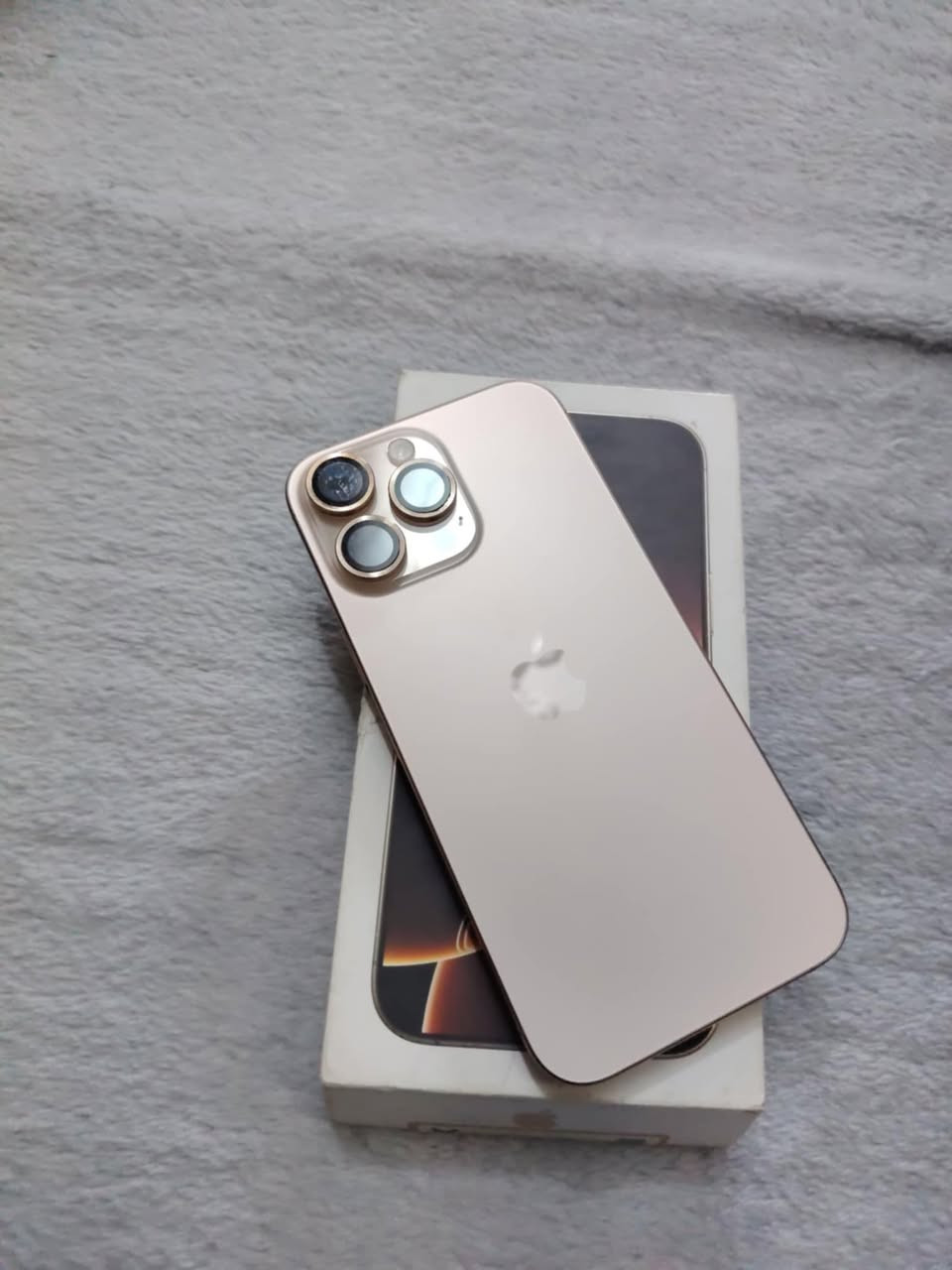 📱 للبيع: iPhone 16 Pro Max 256GB بحالة ممتازة 🔥
للبيع موبايل iPhone 16 Pro Max سعة 256GB  
الجهاز نظيف كلش تقريباً جديد (99%) بدون خدوش تذكر  
🔋 صحة البطارية 98%

⚠️ ملاحظة: الجهاز بي ضربة خفيفة بالشاصي (مو مؤثرة على الاستخدام)

✅ يشتغل تمام وما بي أي مشاكل  
✅ مفتوح على كل الشبكات  
✅ استخدام خفيف  

📦 ويا الكارتونة الأصلية + الواير الشاحن  

💰 السعر: (1350) بي مجال تفاوض بسيط  
📍 الموقع: بغداد – الأمين الثانية، قرب شارع المدارس / الفارس  

📩 اللي مهتم يراسل خاص اواتصال ***********
