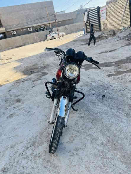 سلام عليكم دراجه سيام موديل 2017 كمرك مدفوع اوراق كامله دراجه المحرك مامفتوح دراجه شغاله نقصه فقط باتري جيب وياك باتري وتعال شغل سلف كامل مكاني الغزاليه  الاستفسار ***********
