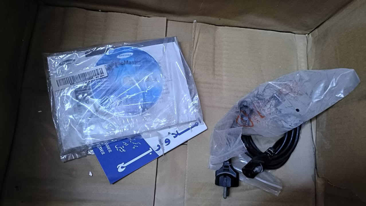 سلام عليكم شاشة حاسبة سامسونك غير مستخدمة. سعر 40 الف يوجد توصيل كافة محافظات


**إذا كنت صاحب هذا الإعلان وتريد حذفه لأي سبب، رجاءا أرسل رسالة إلى الدعم الفني**