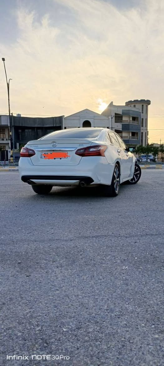 السلام عليكم
نيسان التيما موديل 2017 فئة ال SR رقم اربيل الجديد هزه جديد سنويه جديد السياره جاهزه تحويل ثاني يوم سونار موجود ويا الصور قطعه وحده صبغ جاملغ خلفي بجم كبس جنطه كبس  المواصفات :-  بصمه ـ بصمة دخول ـ شفتات ستيرن - مثبت سرعه ـ كشن كهربائي - كامره - شاشه كبيره ـ ثلاثة أنظمة قياده اوتوماتيك + عادي + سبورت .. والخ ماعده الفتحه السعر 130 وبيه مجال قليل للشراي *********** .
