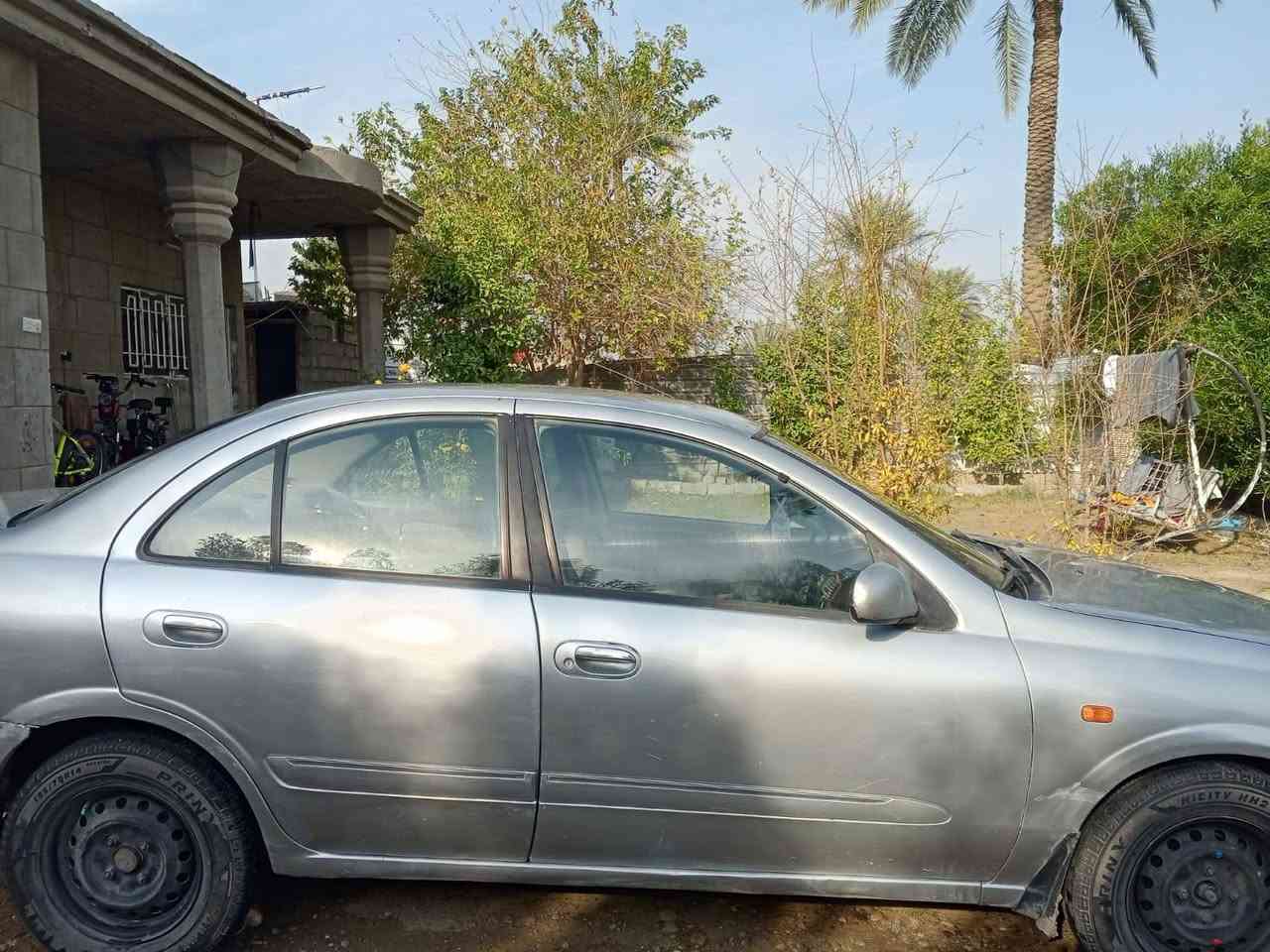 سيارة سني موديل 2003 رقم انكليزي صبغ عام أثر جراد ضربة جاملق جهة سايق امامي مصلح تفاصيل أكثر + كفالة عامة من كير مكينة مكفولة جاهزة مابيها شي تبريد تدفئة كلشي كامل  عنوان بغداد/ التاجي /*********** رقم تواصل واتس اتصال موجود سعر 85 وبي مجال الطيبين
