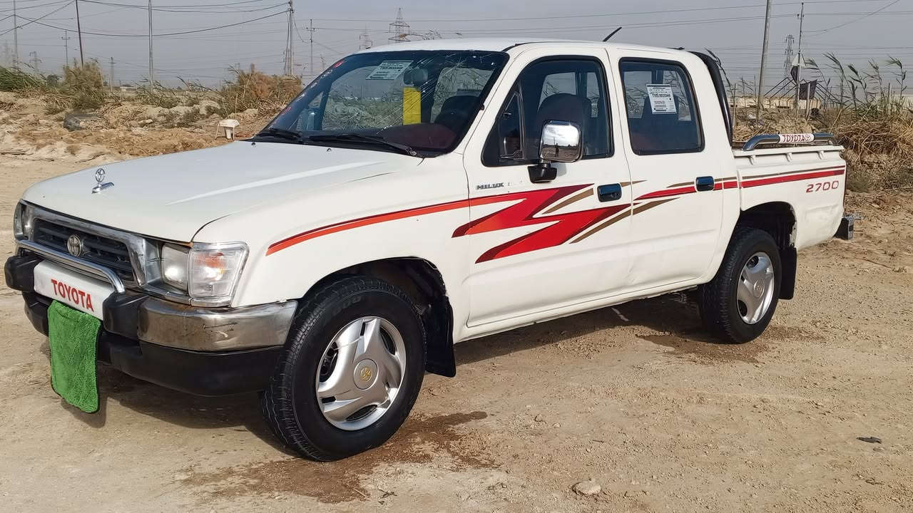 للبيع تيوتا جمره موديل 99 بدون بدون بدون تحويل.   سعره 38ورقة وبيه مجال مكان ناصريه الرفاعي مكلف بلنشر ***********
