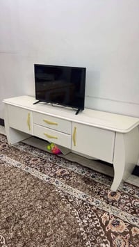 غرفة نجاره خشب للبيع الحرية ٠٧٨٣٨٩٣٦١٩٩