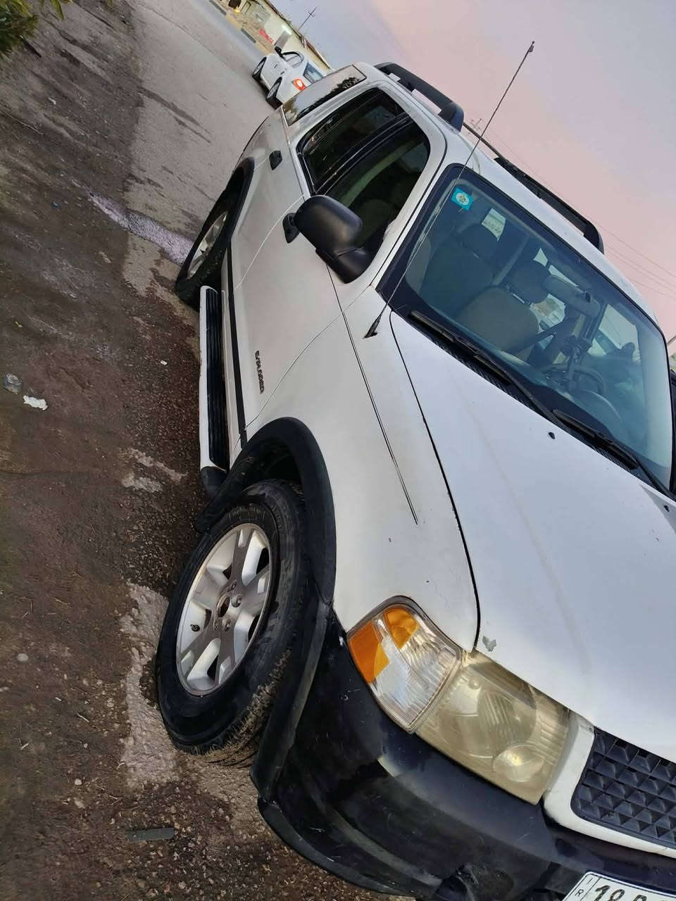 السلام عليكم فورد اكسبلورر للبيع موديل 2005 تبريد شغال الكهربائيات كله شغاله بسمي السيارة السعر 72ويبه مجال مكان السياره بابل ـ محاويل  وهذا رقمي  *********** أتصل وتدلل
