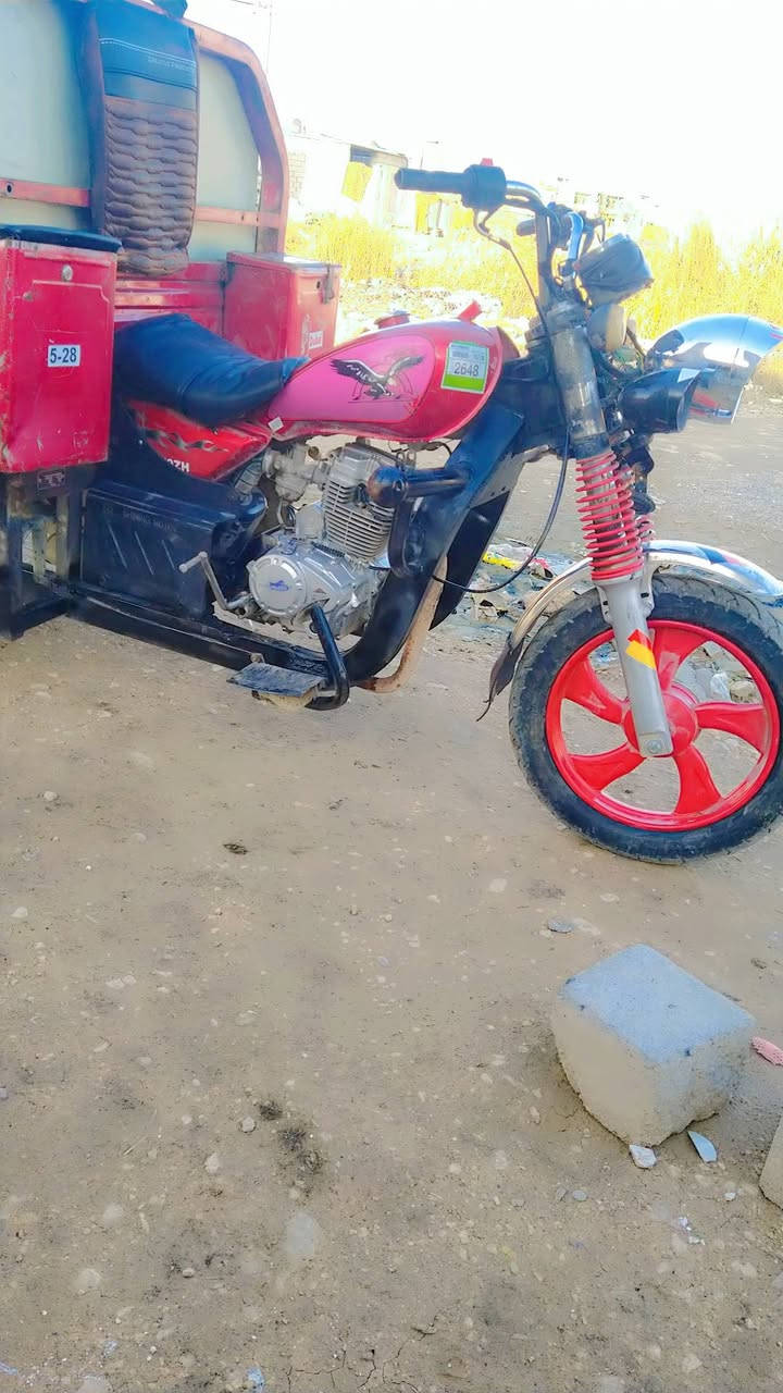 مكلف بل نشر. خابر عل رقم ستوته موديل 2018 كلها شغاله وايرمنيه شاصي شرط  محرك ما مفتوح  منفيس موجود  سعر 775 وبيها مجال  ***********
