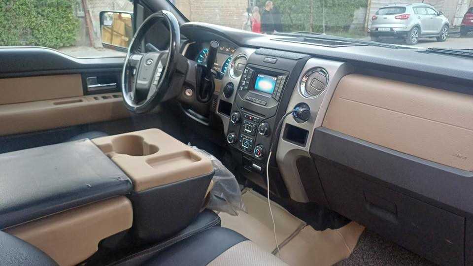 للبيع
فورد اف 150
موديل 2014
سنويه 2030 
السعر 150$
للأستفسار الاتصال على الرقم
‭0770 585 1969‬
‭0782 992 2818
