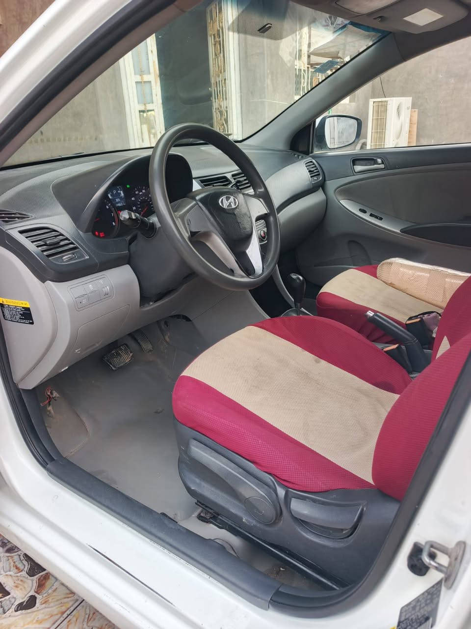 هونداي اكسنت موديل 2015 رقم ذي قار دولي جديد حره تحويل ثاني يوم سنويه مجدده 28 مشروع وطني وارد امريكي بنيد وجاملغ تبديل وبيه رشات صبغ فقط مكينه 1600 مكينه وكير وحداديه وتبريد وتخم تايرات كله مكفول سياره جاهزه مال جناي بمعنه الكلمه مكان سياره ناصريه سعر 78 بيه مجال قليل رقم الهاتف *********** أنه مكلف بل نشر خابر راعيه بيك خير وتدلل
