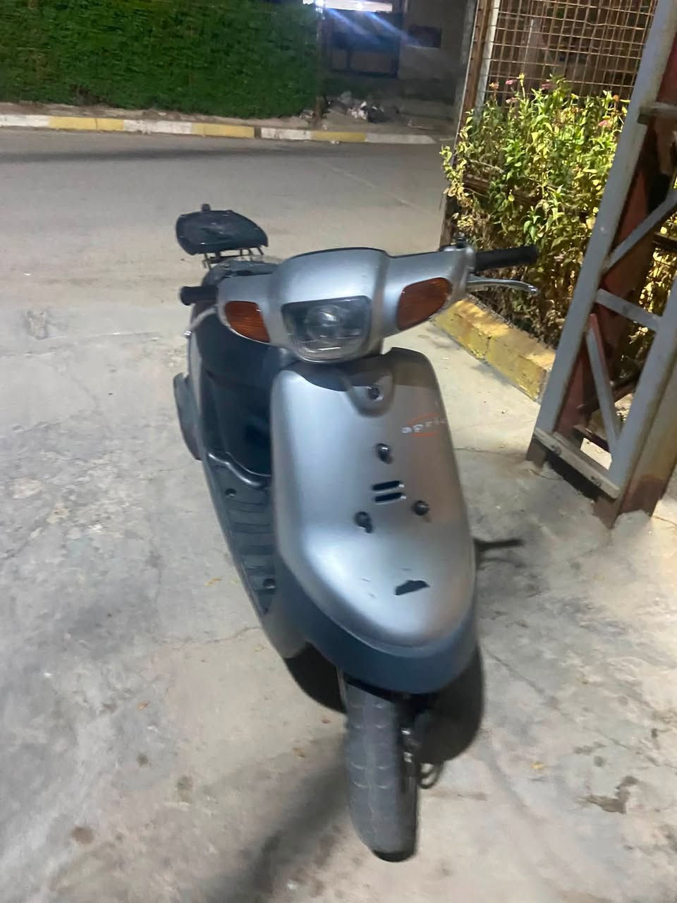 السلام عليكم بيع دراجه ٦٠بطه دراجه مال رمبه ما بيها نقص برغي كلشي شغال بيها السعر ٤٢٥وبيها مجال مكاني الزعفرانيه ***********
