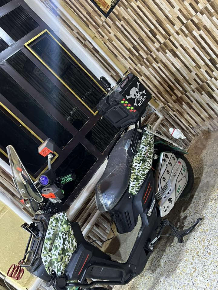 سلام عليكم 
ماطور اباجي 
موديل2025
مستعمل قليل بطاريات مسطرة ع فحص جدد
كرت جهاز إنذار بك فول مواصفات 
العنوان فلوجة قرب جسر الجديد
السعر مليون و100
***********
***********وتساب
