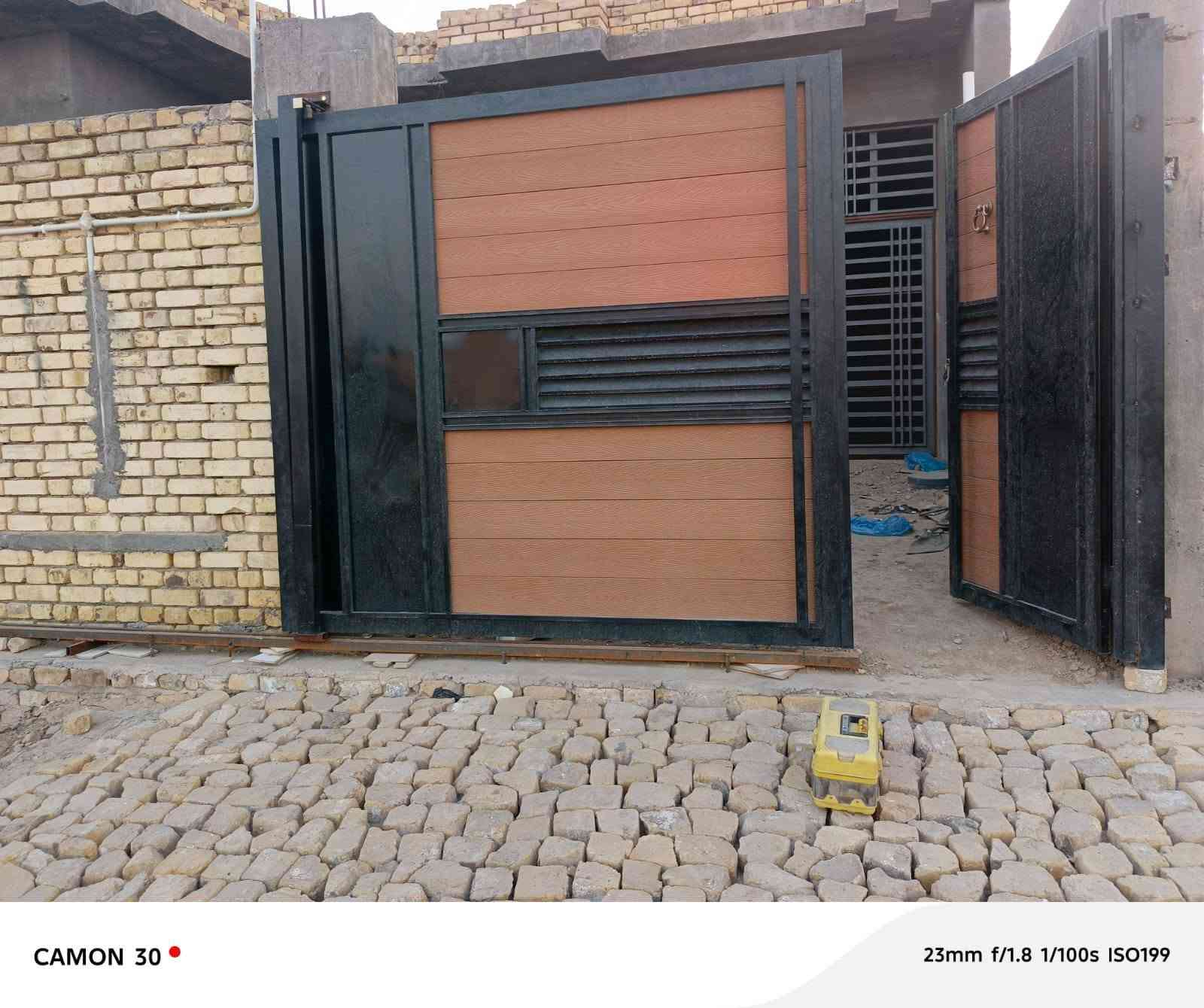للبيع المستعجل 🏠
بيت مساحة 200م 
السعر 60 مليون فقط قابل للتفاوض البسيط
المنطقة: [قرب شركه النفط الخميسات ]
المميزات: بناء [طابوق/]، مي وكهرباء ومولد قريب ومدرسه حديثه ، شارع [سبيس ]قريب عله شارع العام 
ملاحظة: البيع مستعجل جداً
للتواصل: ***********
