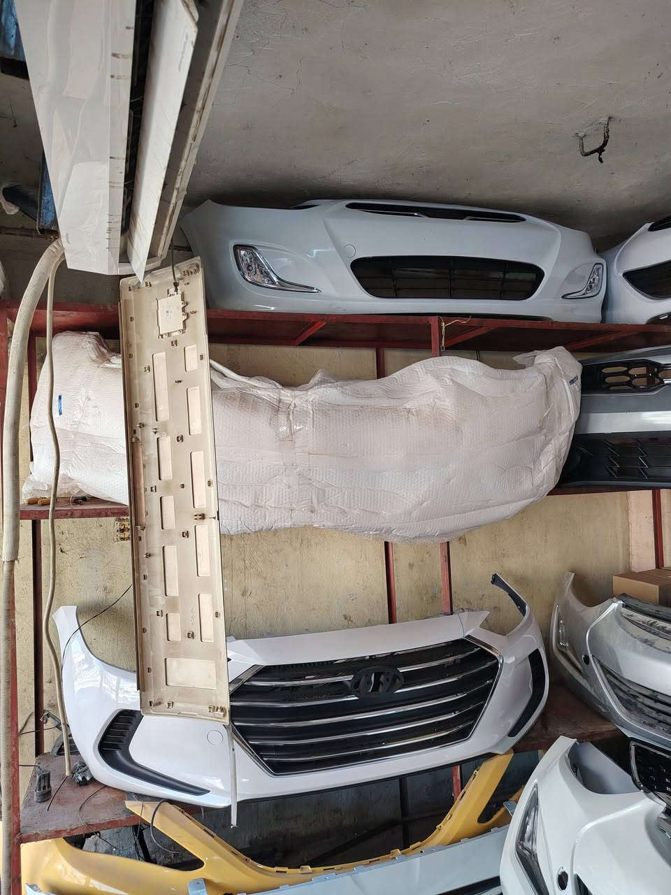 رقم الهاتف ***********
